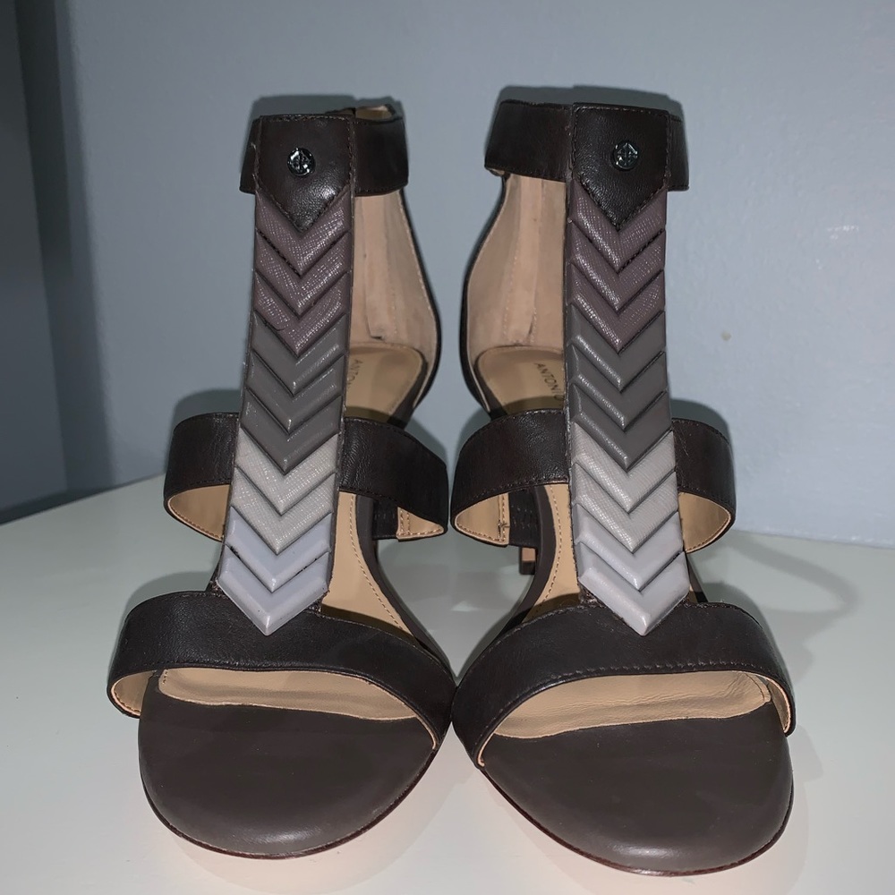 Antonio Melani heels